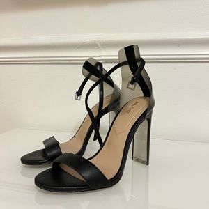 Black Aldo Heels size 6.5